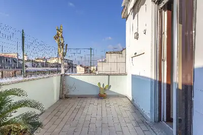 Casa in vendita, Via Antonio Bazzini, Milano