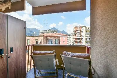 Casa in vendita, Via Plinio, Erba