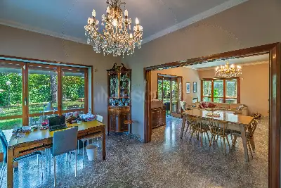 Villa Bifamiliare in vendita, Viale dell'Esperanto, Roma