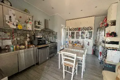 Casa in vendita, Via Rumenia, Pomezia