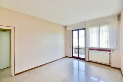 Villa Bifamiliare in vendita, Via Timavo, Como