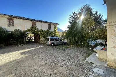 Casale in vendita, Monteclana, Nave