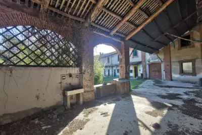 Casa Indipendente in vendita, Via Maestra, Borgo San Siro
