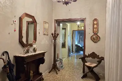 Casa in vendita, Via Costantino, Roma