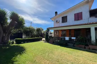 Villa Bifamiliare in vendita, Via Giuseppe Miraglia, Fiumicino