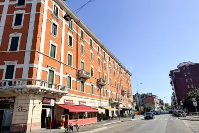Negozio in vendita, Via Melchiorre Cesarotti, Milano