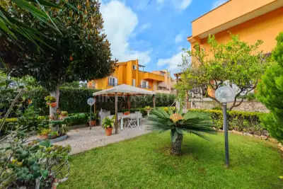 Villa Plurifamiliare in vendita, Via Ermesianatte, Roma