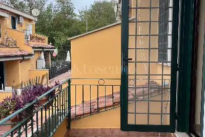 Villino a Schiera in vendita, Via Ferdinando Paoletti, Roma