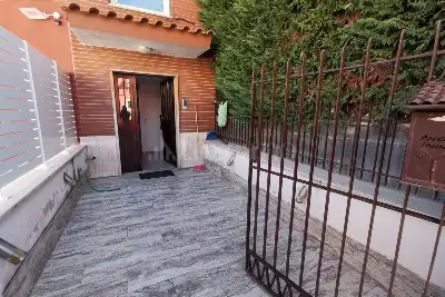 Casa in vendita, Via Vincenzo Sartori 6, Roma