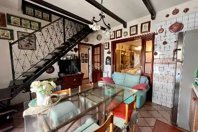 Casa in vendita, Via G. Leopardi, Gravina - confine Sant'Agata lì Battiati/Tremestieri Etneo, Gravina di Catania