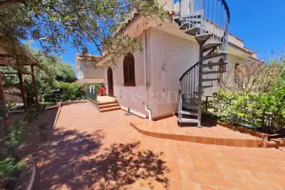 Villa in vendita, Via Passi 12, Altavilla Milicia