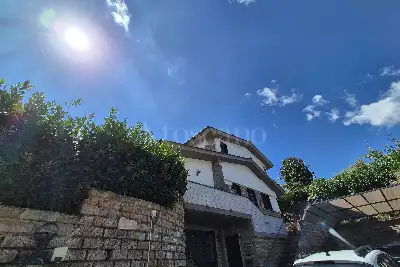 Villa Bifamiliare in vendita, Via dei Tirreni, Sutri