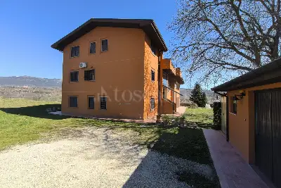 Villa in vendita, Via del Colle, Sant'Eusanio Forconese