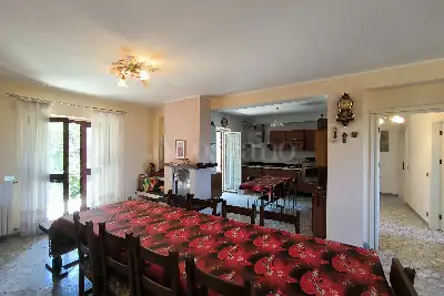 Villa Plurifamiliare in vendita, Via Paganica, L'Aquila