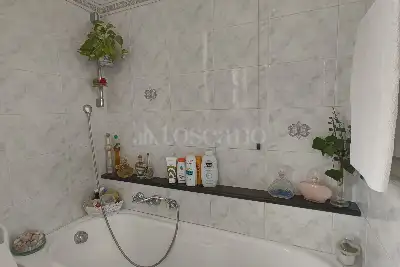 Villino a Schiera in vendita, Via Lunga di Cafaggio, Prato