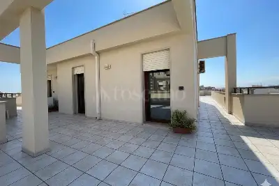 Attico in vendita, Via San Leucio, Brindisi
