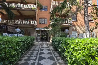 Casa in vendita, Via degli Orseolo , Roma