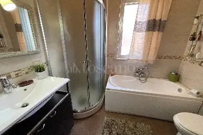 Villa Bifamiliare in vendita, Via Carlo Levi, Palermo