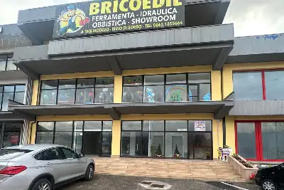 Negozio in affitto, Via Tiburtina Valeria, Avezzano