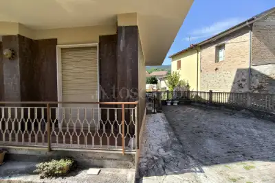 Villa in vendita, Via degli Angeli, Montereale