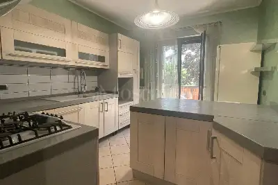 Villino a Schiera in vendita, Via John Fitzgerald Kennedy, Marino