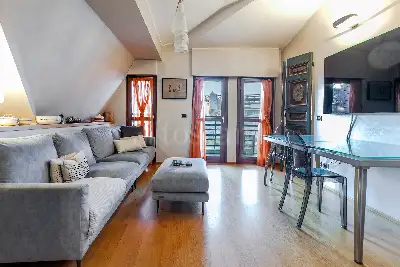 Villa Bifamiliare in vendita, Via Dei Sagredo, Milano