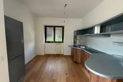Casa in affitto, Via Prassitele, Roma