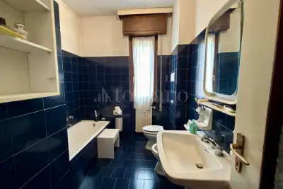 Casa in vendita, Via Luigi Gadola, Brescia
