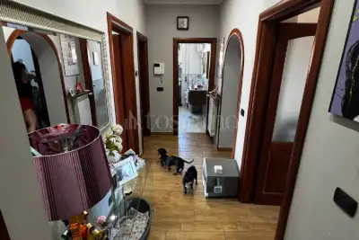 Casa in vendita, Via Luigi Sica, Roma