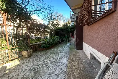 Casa in vendita, Viale del Lido, Roma