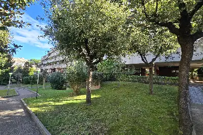 Casa in vendita, Via Umberto Saba, Roma