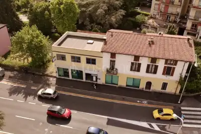 Palazzo in vendita, Via della Volta, Brescia