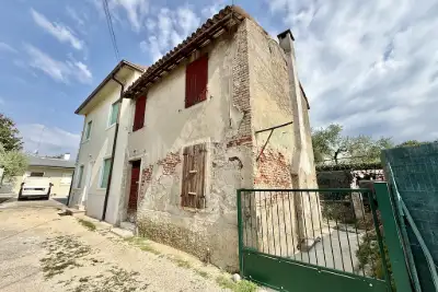 Casa in vendita, Via Borgo Secolo, Peschiera del Garda
