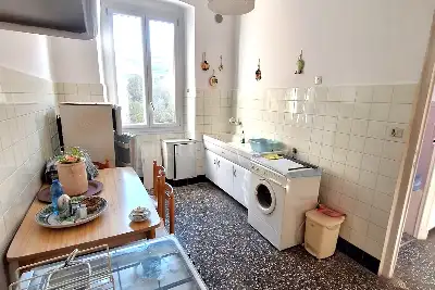 Casa in vendita, Via Carlo e Nello Rosselli, Genova