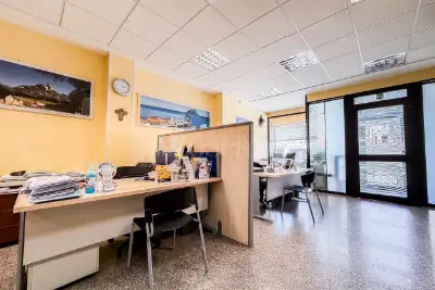 Negozio in vendita, Via Roma, Olbia