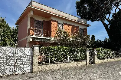 Casa Indipendente in vendita, Via San Giacomo, Nettuno