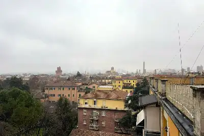 Casa in vendita, Via Mascarella, Bologna