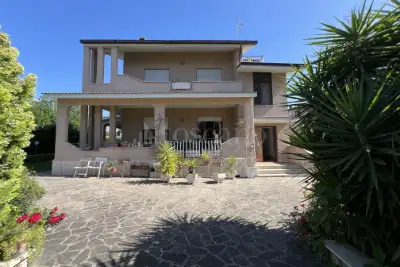 Villa in vendita, Via Turrivalignani, Roma