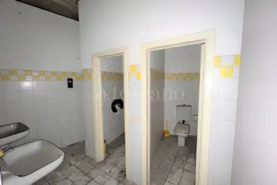 Magazzino in vendita, Via Sant'Antonio, Prato