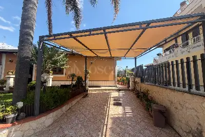 Villa in vendita, Via Michele Amari, Catania