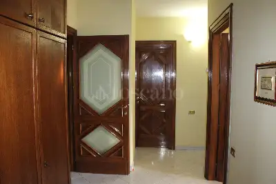 Palazzo in vendita, Via Cerro - Sinagoga, Cassino