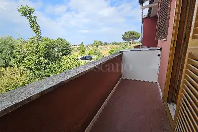 Villino a Schiera in vendita, Via Signa, Pomezia