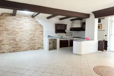 Villa in vendita, Via Sciacca, Siracusa