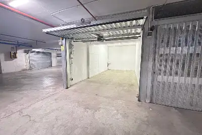 Box in vendita, Via Michele Carcani, Roma