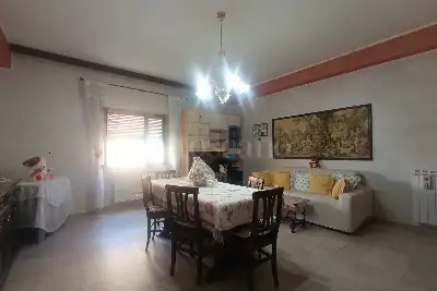 Casa in vendita, Piazza Liguria, Anzio