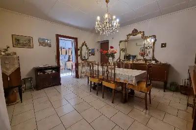 Casa in vendita, Via Giacomo Matteotti, Arcisate