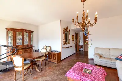 Casa in vendita, Via Giovanni Papini, Como