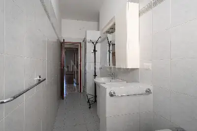 Casa in vendita, Via Francesco Brioschi, Milano