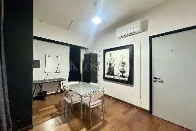 Magazzino in vendita, Via Giambellino, Milano