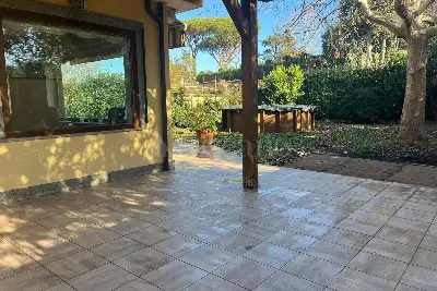 Villa in vendita, Via di Porta Medaglia, Roma